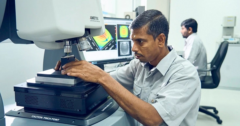 A portion of Moveon’s research and development is done in its metrology lab with equipment capable of measuring components that are invisible to the naked eye.