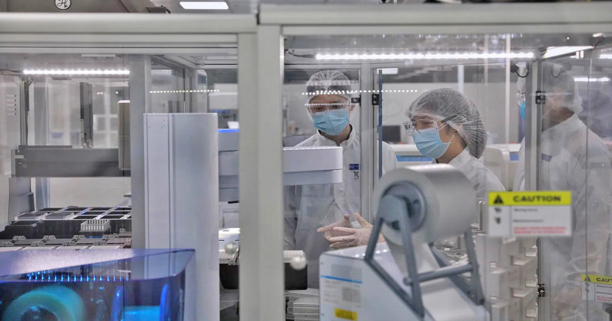 Singapore’s strengths position it to ride the precision-medicine wave. The country has deep research and development and clinical expertise, strengths in genomics, and a burgeoning biomedical industry.