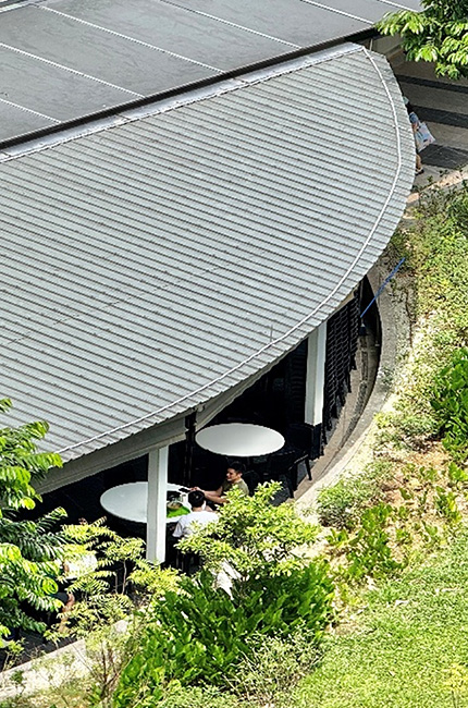 Outdoor refreshment areas